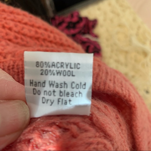 .OUNCE button down sweater size S light rust color semi-cropped v-neck - Picture 13 of 13